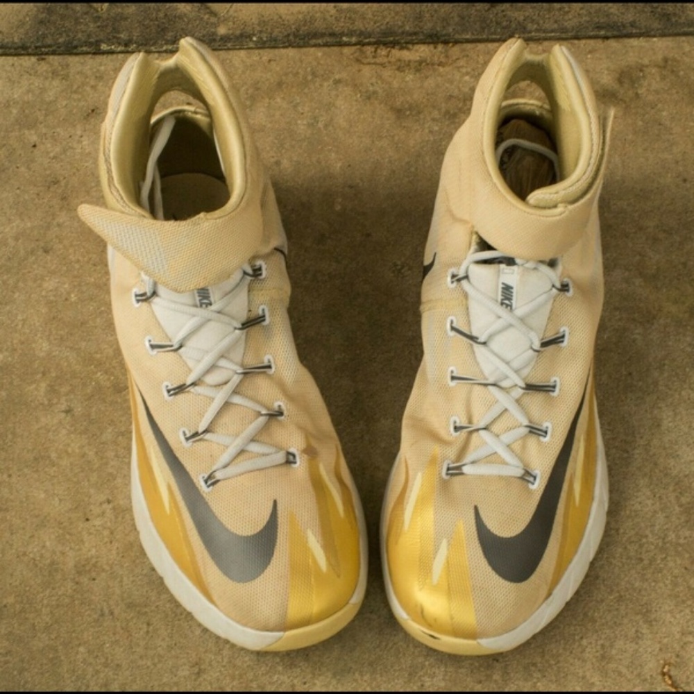 Nike Zoom Hyperrev Erving 643301-703 Gold Sz 15